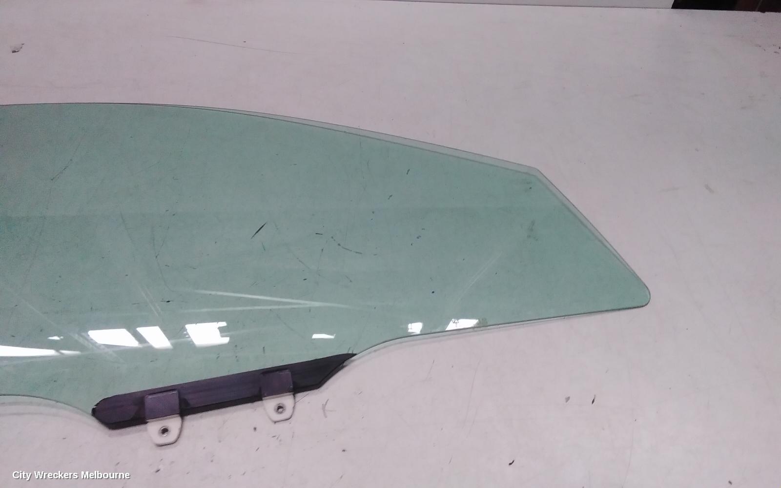 HONDA CIVIC RIGHT FRONT DOOR WINDOW, 7TH GEN, HATCH, 11/2000 - 12/2005