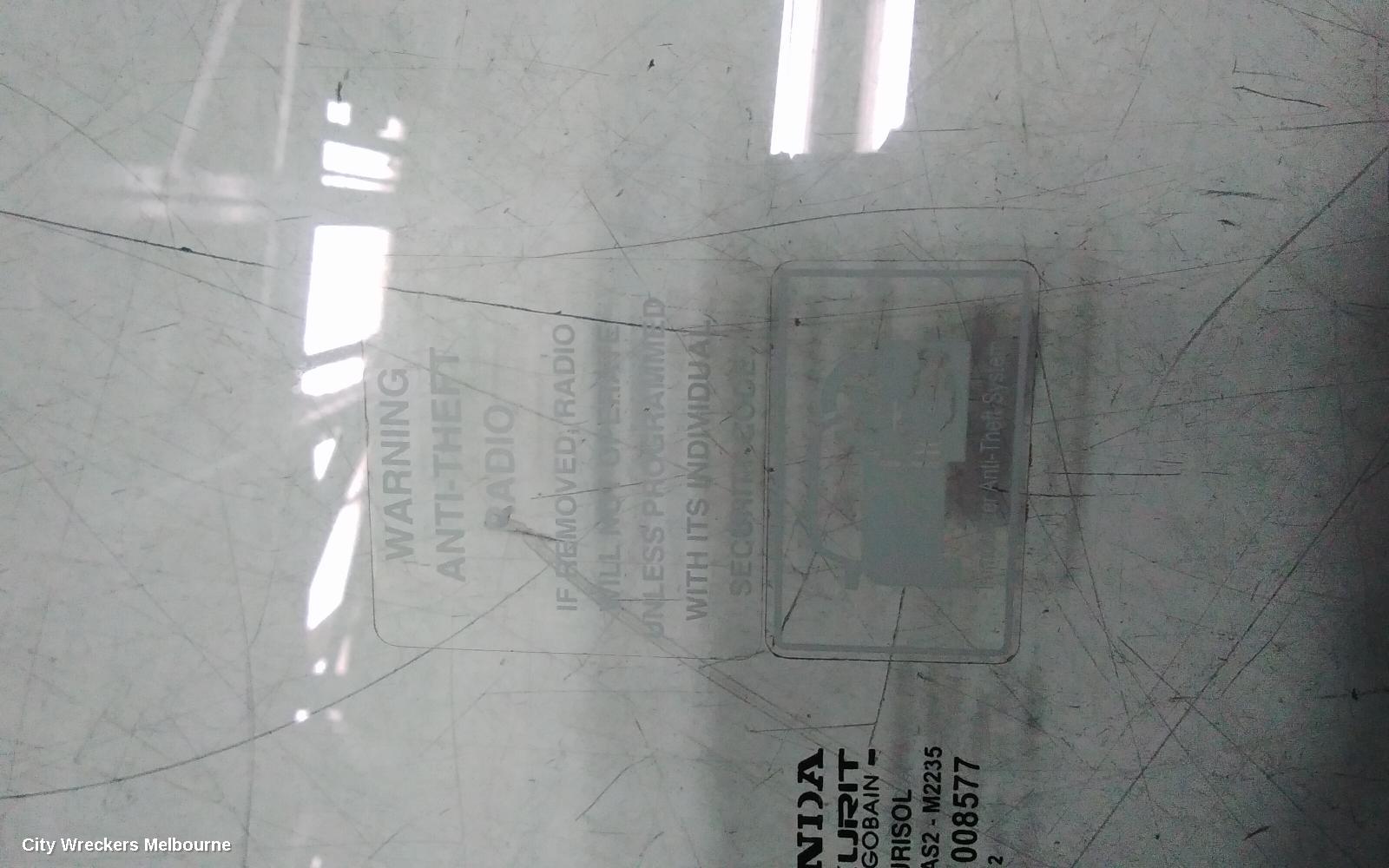 HONDA CIVIC RIGHT FRONT DOOR WINDOW, 7TH GEN, HATCH, 11/2000 - 12/2005