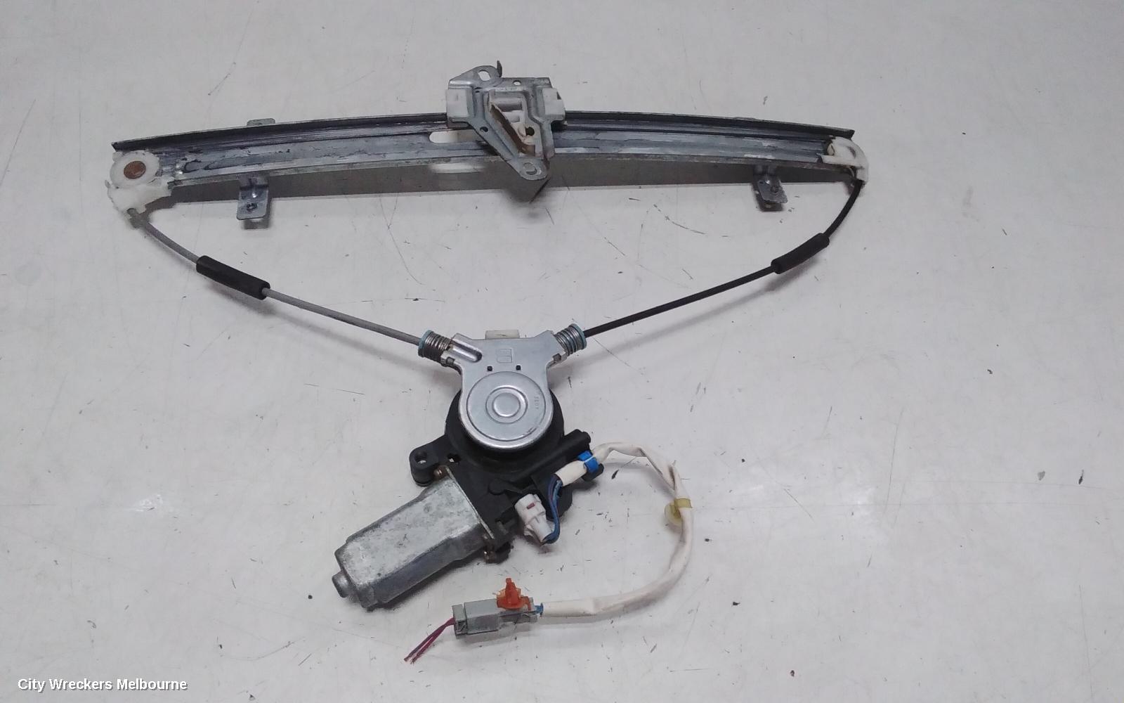 HONDA CIVIC LEFT FRONT WINDOW REG/MOTOR, 7TH GEN, POWER, 5DR HATCH, 11/2000 - 12/2005