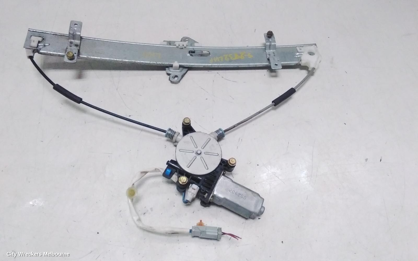 HONDA CIVIC LEFT FRONT WINDOW REG/MOTOR, 7TH GEN, POWER, 5DR HATCH, 11/2000 - 12/2005