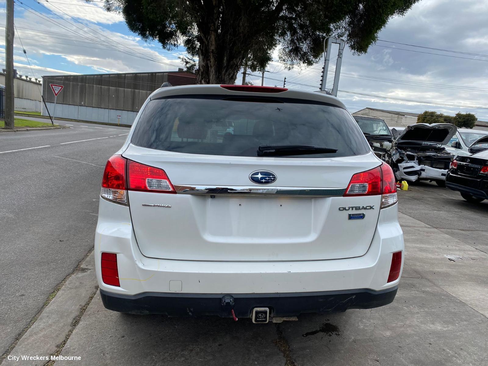 SUBARU OUTBACK LEFT TAILLIGHT, 5TH GEN, IN BODY, 09/2009 - 11/2014