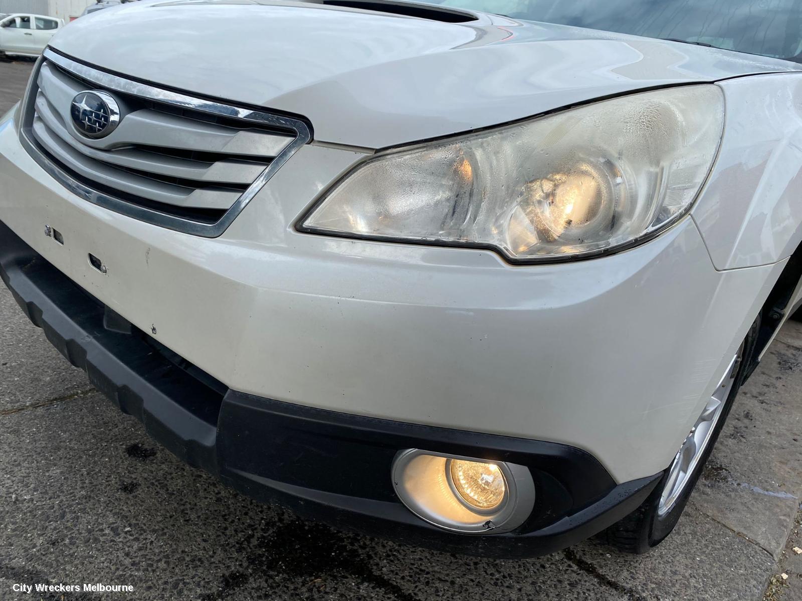 SUBARU OUTBACK RADIO/CD/DVD/SAT/TV, SAT NAV, 5TH GEN, FUJITSU, HEAD UNIT ONLY, 09/2009 - 11/2014