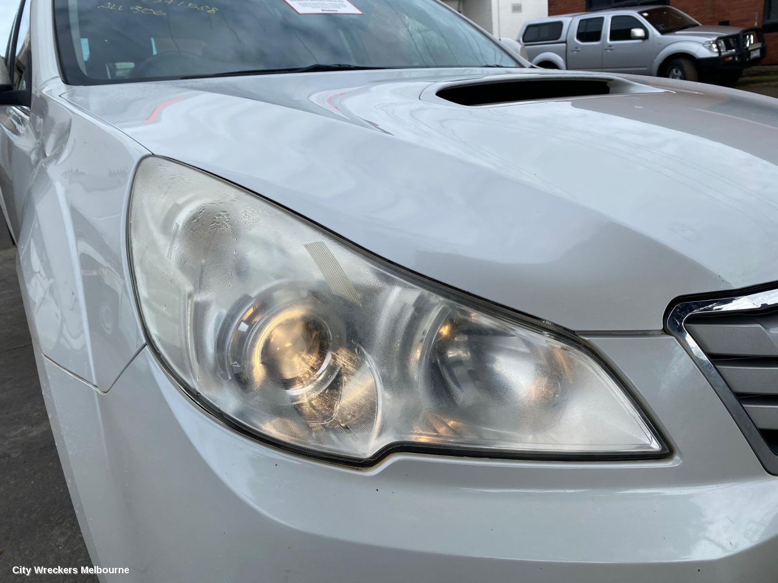 SUBARU OUTBACK LEFT TAILLIGHT, 5TH GEN, IN BODY, 09/2009 - 11/2014