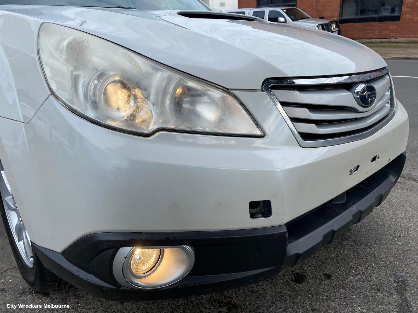 SUBARU OUTBACK RADIO/CD/DVD/SAT/TV, SAT NAV, 5TH GEN, FUJITSU, HEAD UNIT ONLY, 09/2009 - 11/2014
