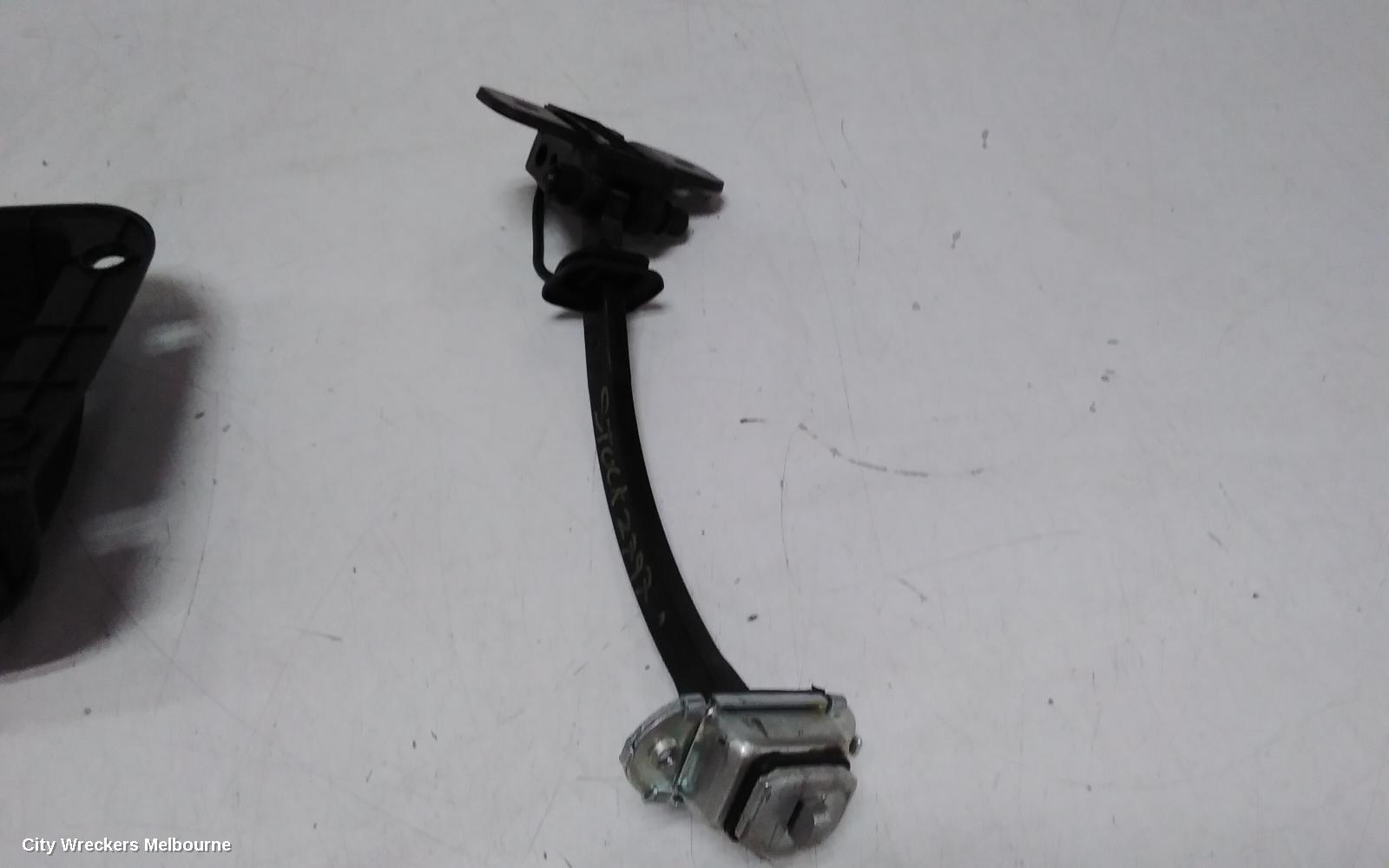 HYUNDAI STARIA BOOTLID/TGATE HINGE, US4, BARN DOOR HINGE (LH SIDE), LOWER, 04/2021 ONWARDS