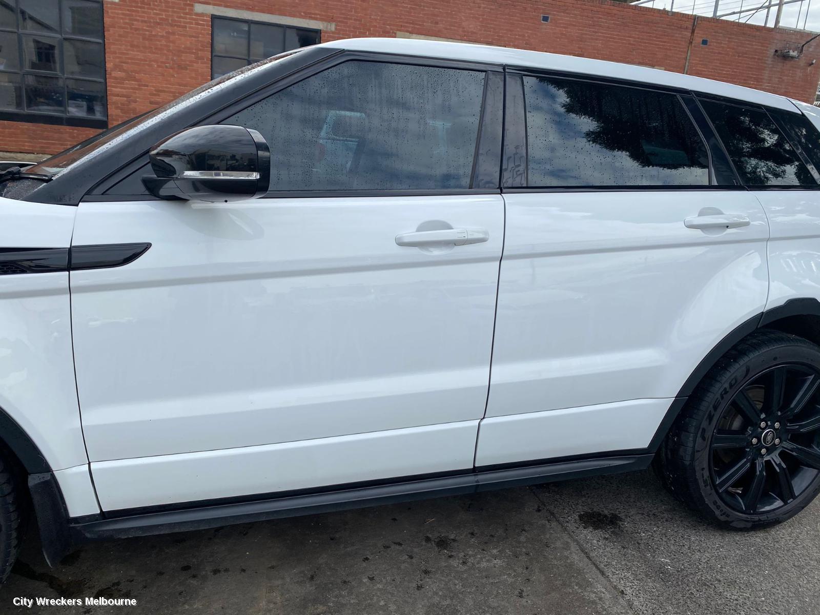 LAND ROVER RANGEROVER EVOQUE, L538, 11/2011 - 01/2019, LEFT FENDER GRILLE BLACK BJ32-280B11-ABW: 87056