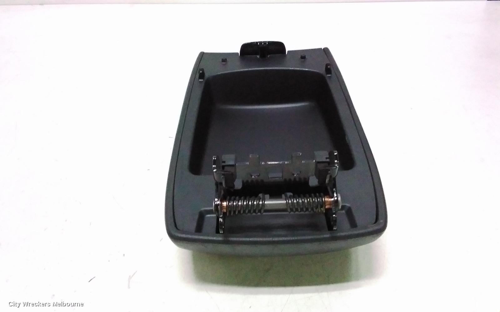 MAZDA CX5 CONSOLE, CONSOLE LID ONLY, LEATHER, KE, 02/2012 - 12/2014