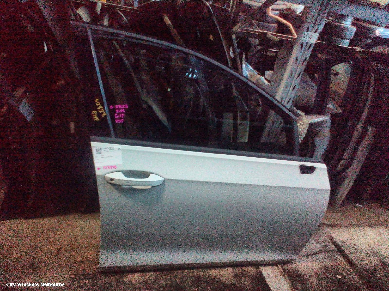 VOLKSWAGEN GOLF RIGHT FRONT DOOR, GEN 8, 09/2020 ONWARDS