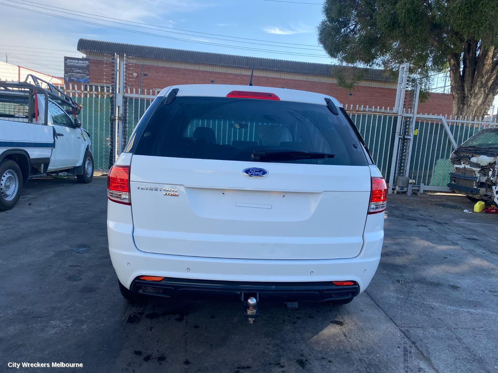 FORD TERRITORY LEFT FRONT DOOR WINDOW, SX-SZ, 05/2004 - 12/2016