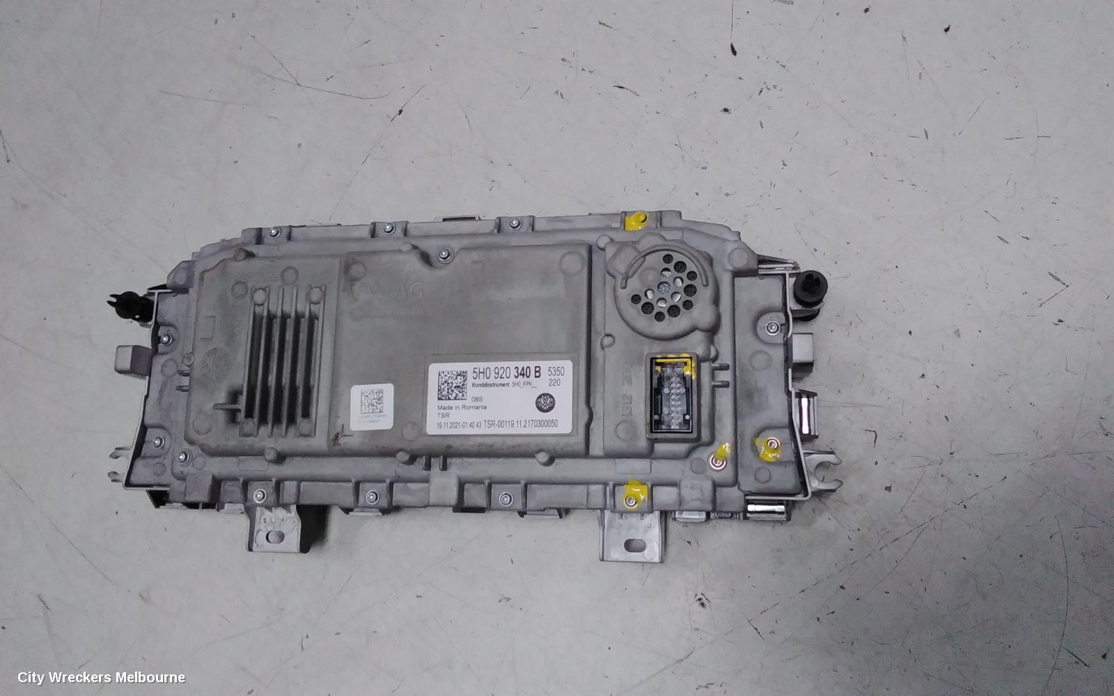 VOLKSWAGEN GOLF INSTRUMENT CLUSTER, INSTRUMENT CLUSTER, LIFE/R LINE,  GEN 8, 09/2020 ONWARDS