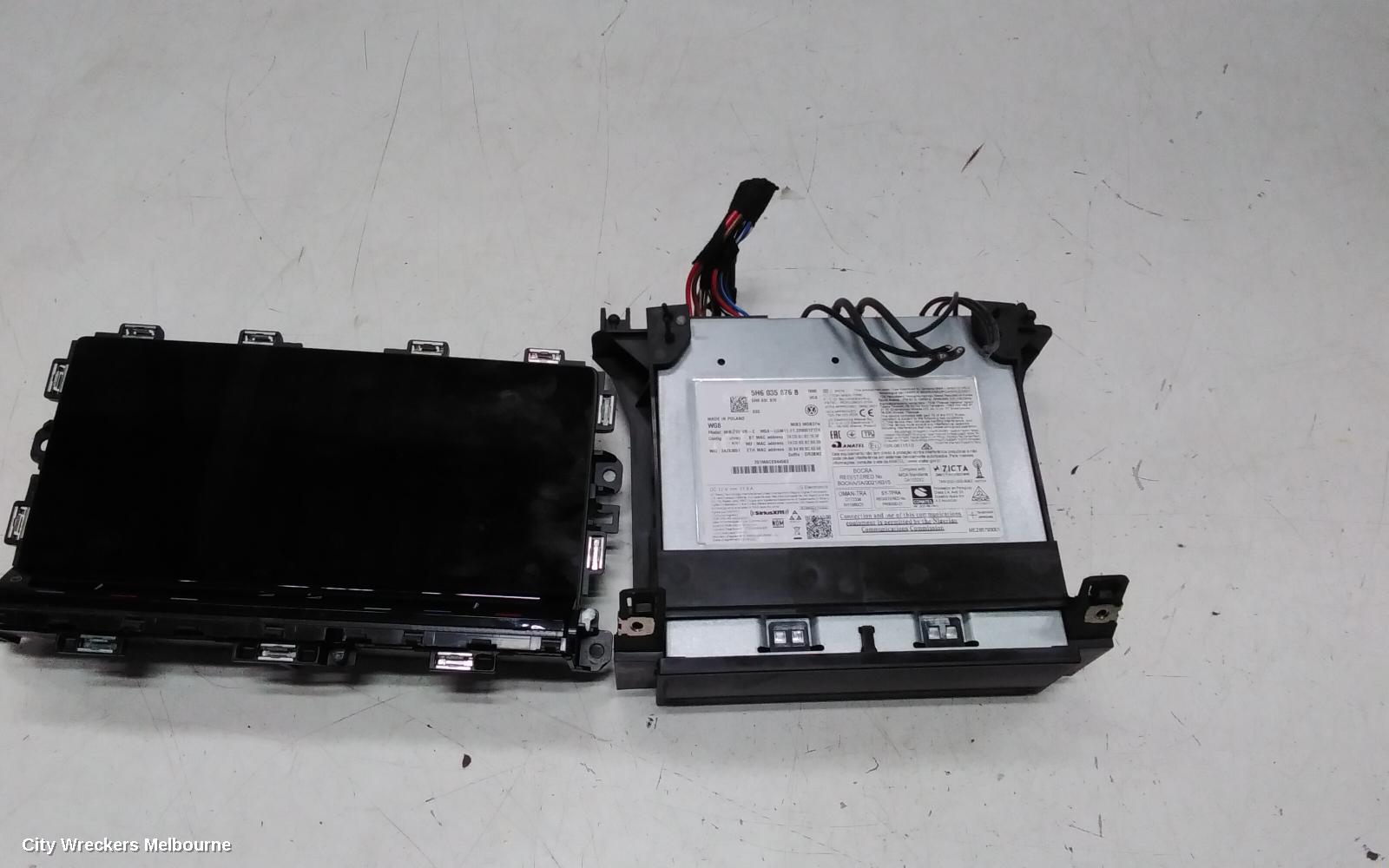 VOLKSWAGEN GOLF RADIO/CD/DVD/SAT/TV, GEN 8, HEAD UNIT, W/ SAT NAV TYPE, P/N 2K7035871A, 09/2020 ONWARDS