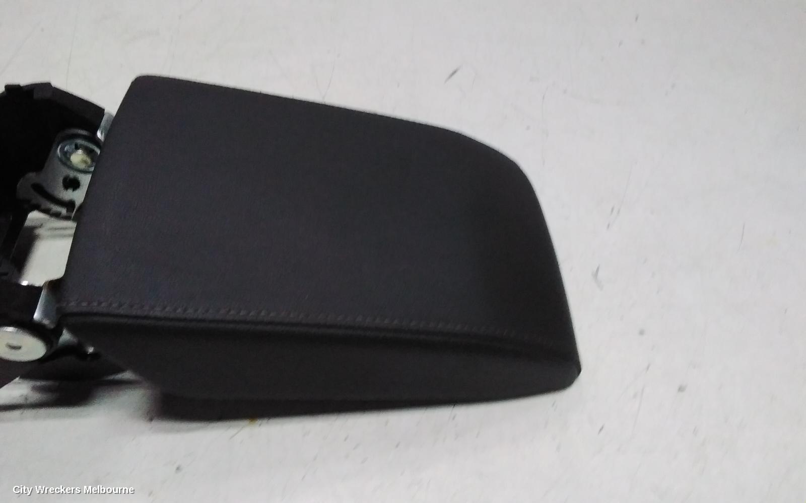 VOLKSWAGEN GOLF CONSOLE, GEN 8, 09/2020 ONWARDS