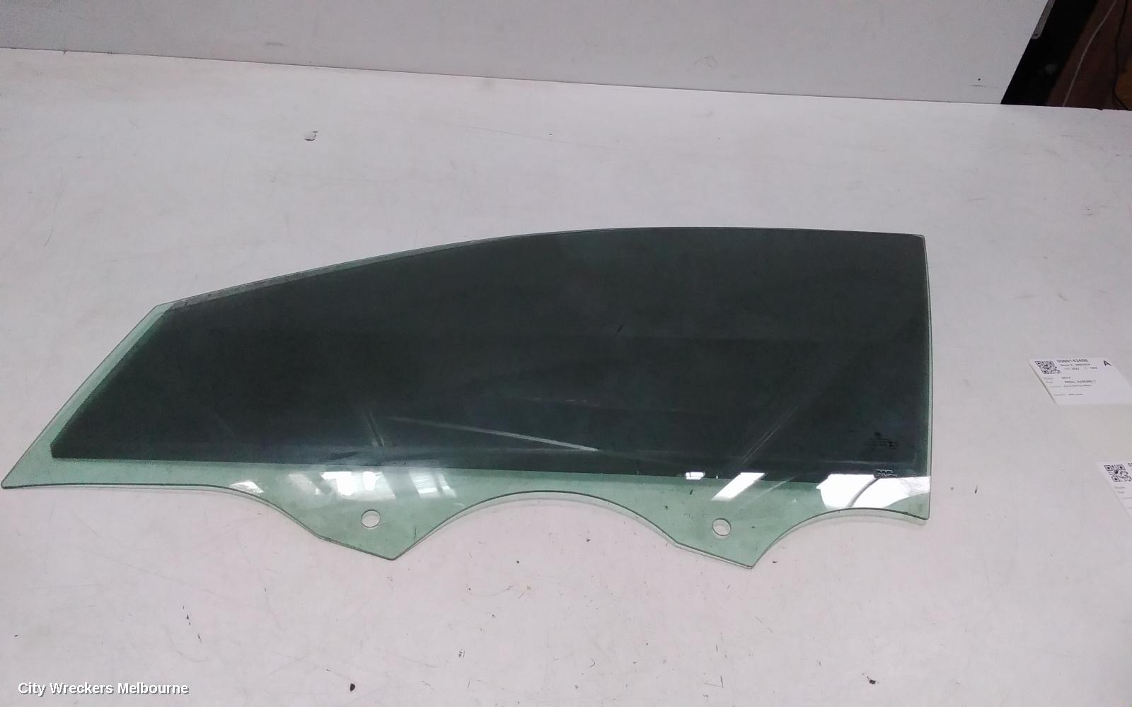 VOLKSWAGEN GOLF LEFT FRONT DOOR WINDOW, GEN 8, 09/2020 ONWARDS