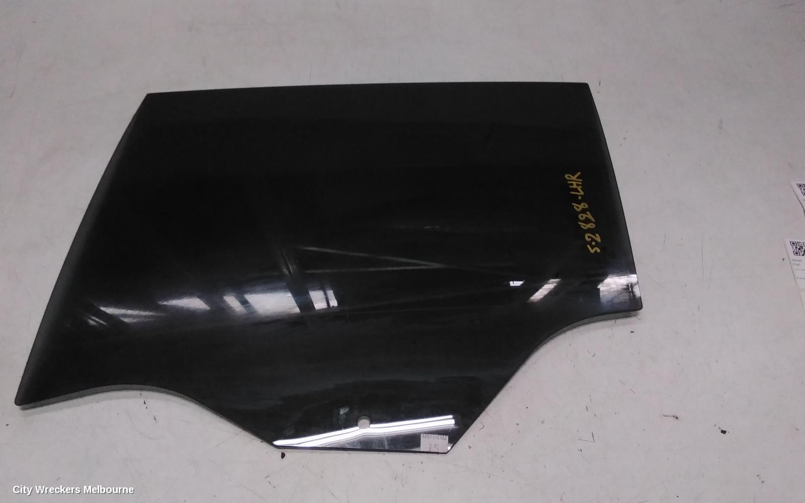 VOLKSWAGEN GOLF LEFT REAR DOOR WINDOW, GEN 8, 09/2020 ONWARDS