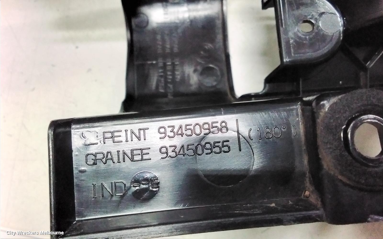 RENAULT TRAFIC TRIM PANEL, X82, 01/2015 ONWARDS