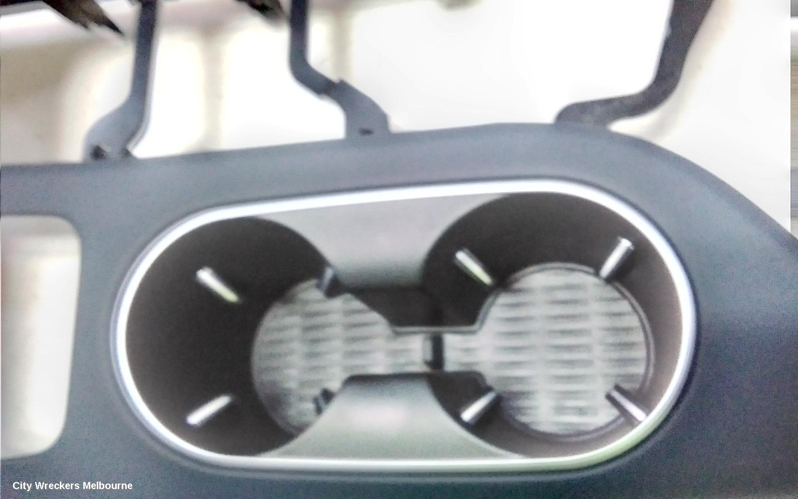 GENESIS GV70, JK, 03/2021 ONWARDS, CUPHOLDER / SURROUND: 125270