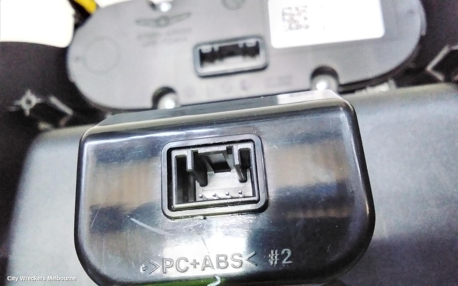 GENESIS GV70 HEATER/AC CONTROLS, JK, 03/2021 ONWARDS