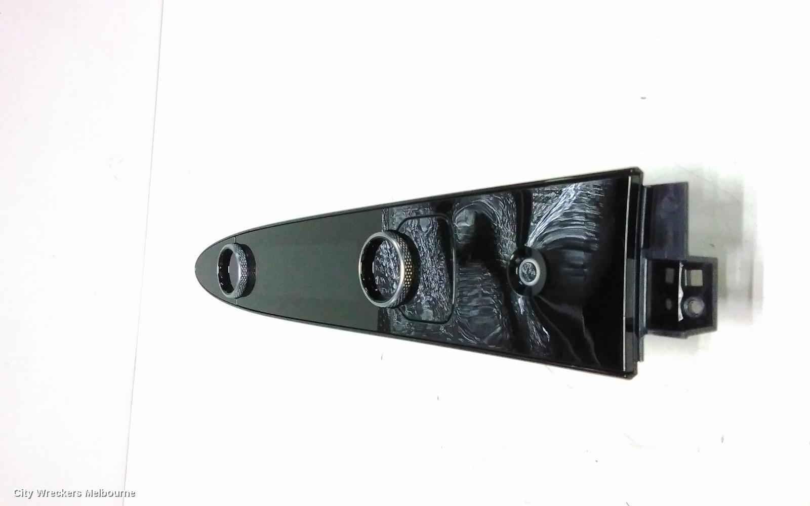 GENESIS GV70 HEATER/AC CONTROLS, JK, 03/2021 ONWARDS