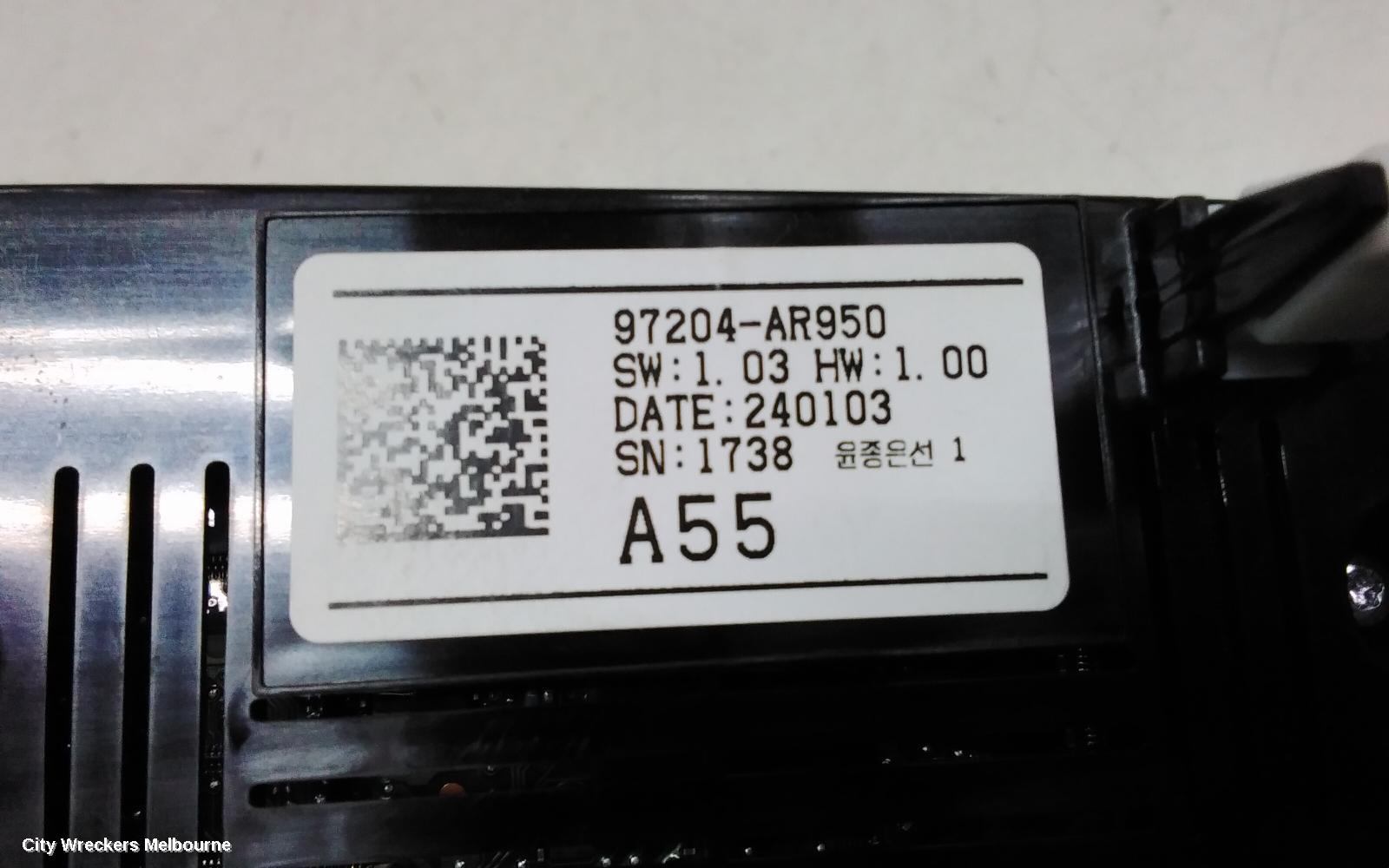 GENESIS GV70 HEATER/AC CONTROLS, JK, 03/2021 ONWARDS