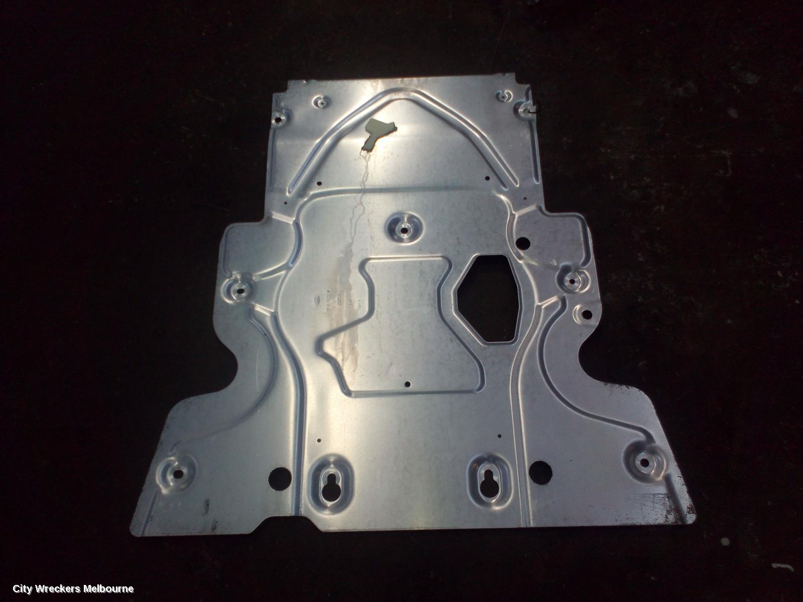 LAND ROVER RANGEROVER SPORT LOWER ENGINE SPLASH TRAY