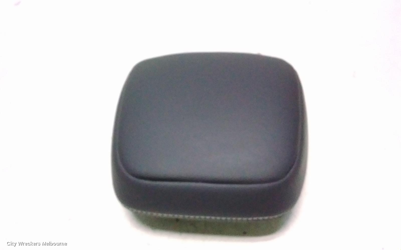 SUZUKI VITARA HEADREST, VITARA, LY (VIN TSM), RH FRONT, LEATHER, 06/2015 ONWARDS