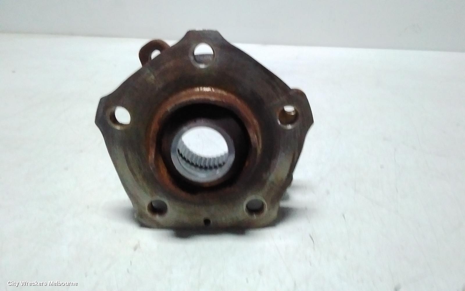 AUDI Q5 RIGHT FRONT HUB ASSEMBLY, FY, 02/2017 - 02/2025