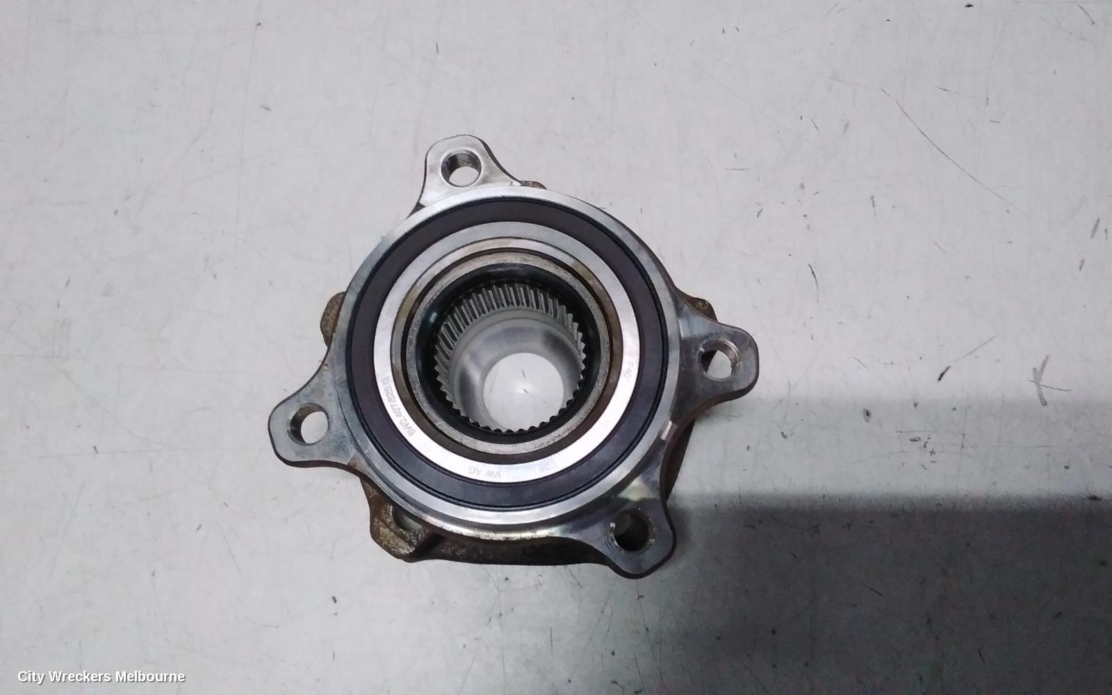 AUDI Q5 RIGHT FRONT HUB ASSEMBLY, FY, 02/2017 - 02/2025