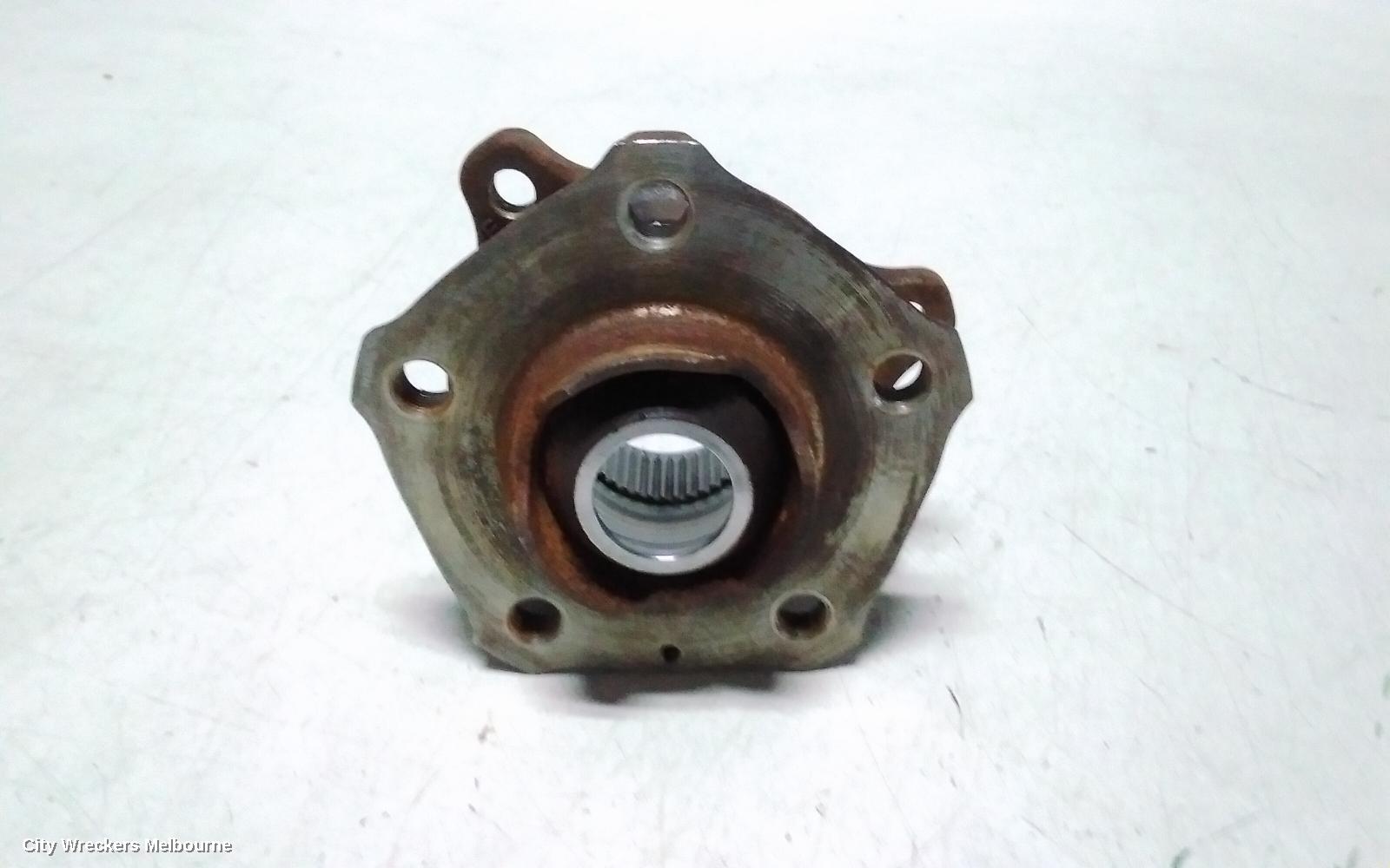 AUDI Q5 RIGHT FRONT HUB ASSEMBLY, FY, 02/2017 - 02/2025