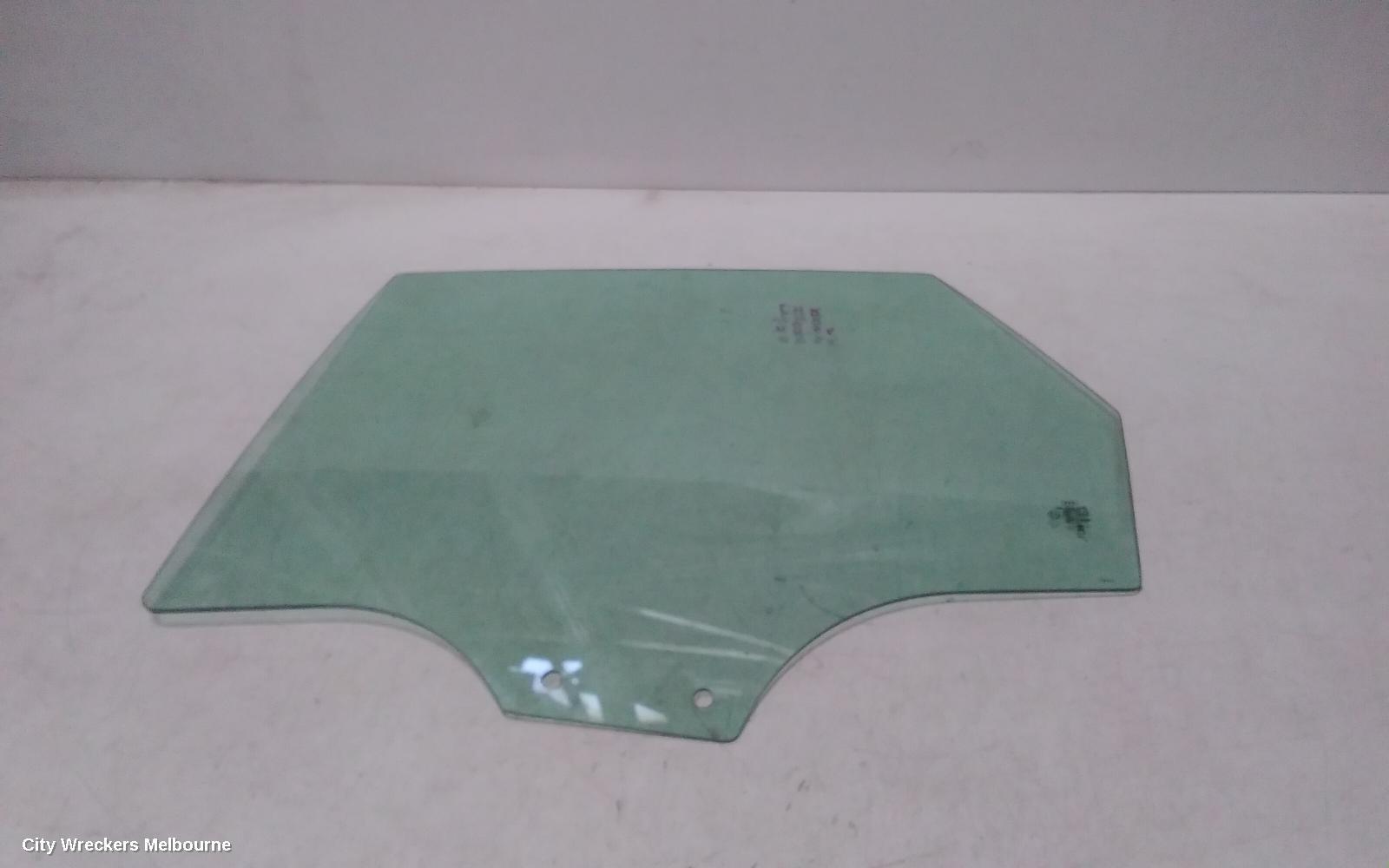 AUDI Q5 LEFT REAR DOOR WINDOW, FY, GREEN TINT TYPE, 09/2020 - 02/2025