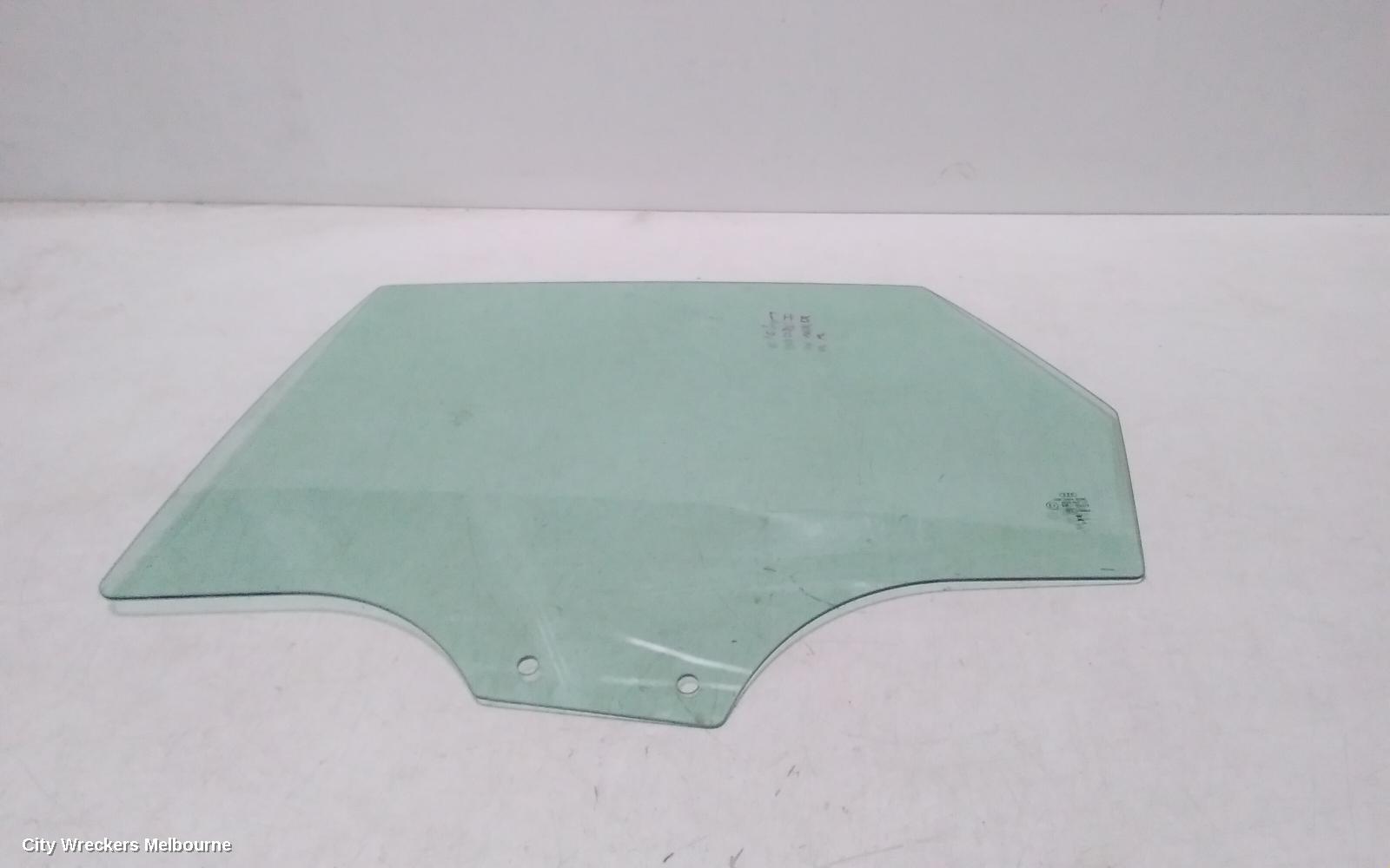 AUDI Q5 LEFT REAR DOOR WINDOW, FY, GREEN TINT TYPE, 09/2020 - 02/2025
