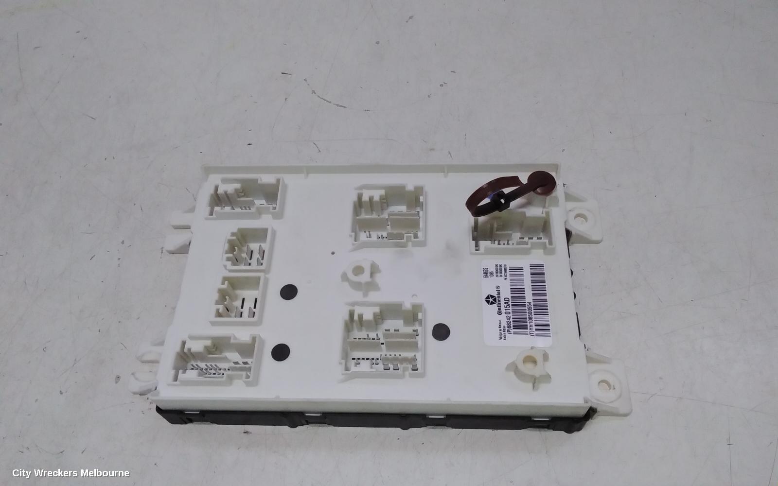 CHRYSLER 300C FUSE BOX, UNDER DASH, LX2, 12/2011 - 12/2021