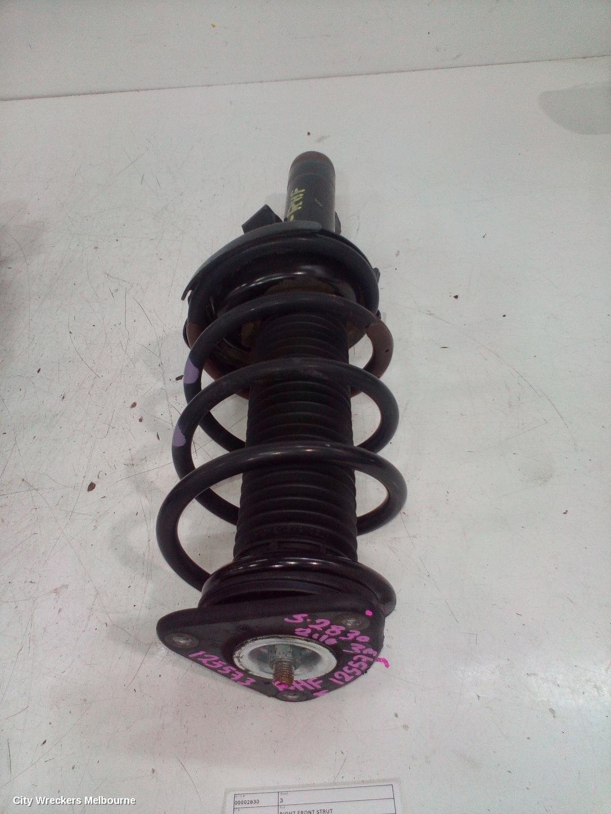 MAZDA 3 RIGHT FRONT STRUT, BL, 2.0, PETROL, 04/2009 - 10/2013