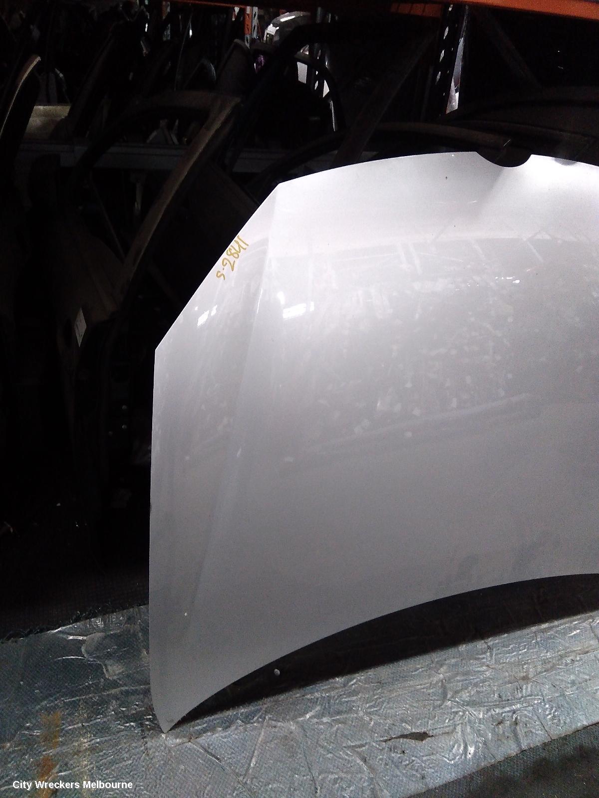 VOLKSWAGEN GOLF BONNET, GEN 6, 10/2008 - 01/2016