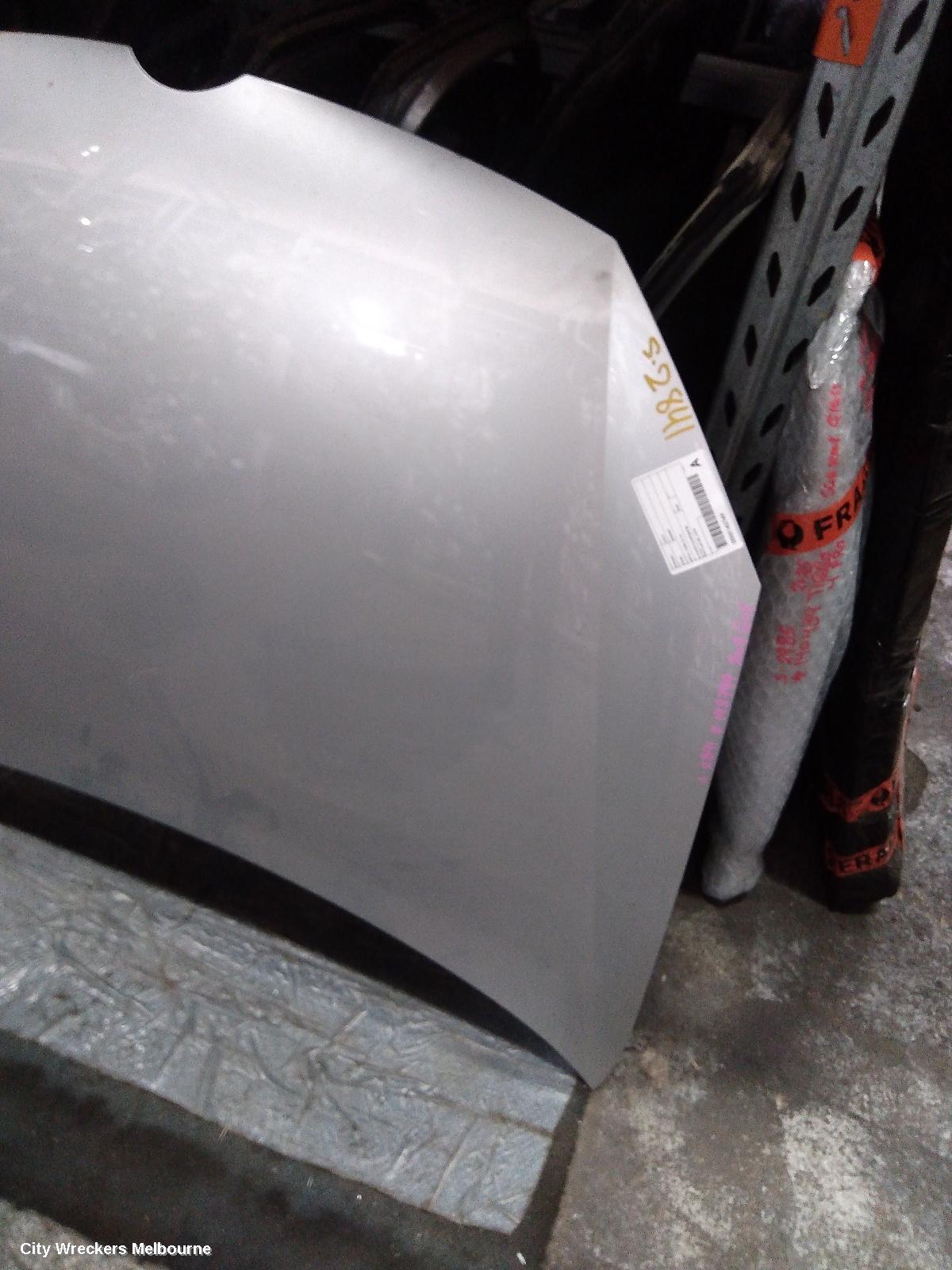 VOLKSWAGEN GOLF BONNET, GEN 6, 10/2008 - 01/2016