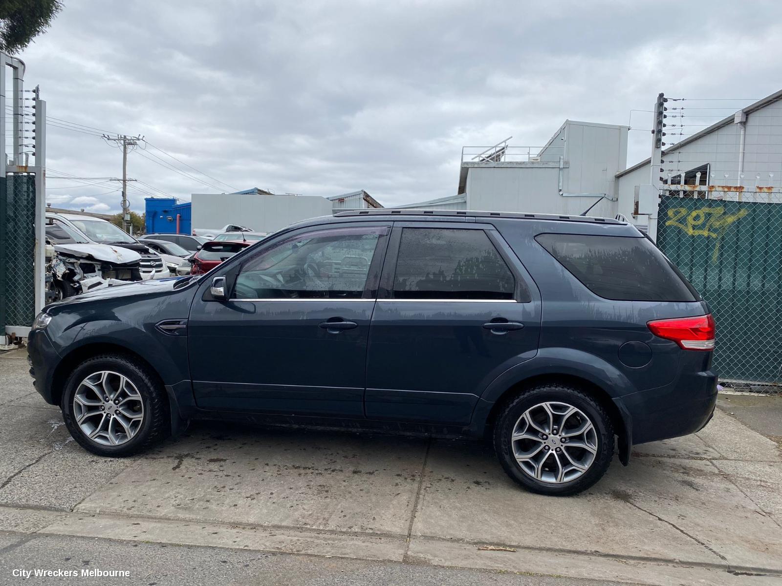 FORD TERRITORY LEFT GUARD LINER, SZ MKI-MKII, 04/2011 - 12/2016
