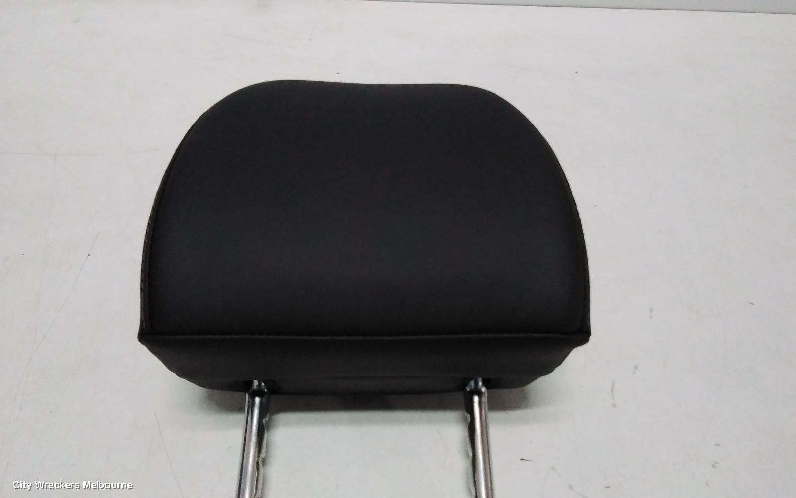 KIA SORENTO HEADREST, LH FRONT, LEATHER, MQ4, 02/2020 ONWARDS