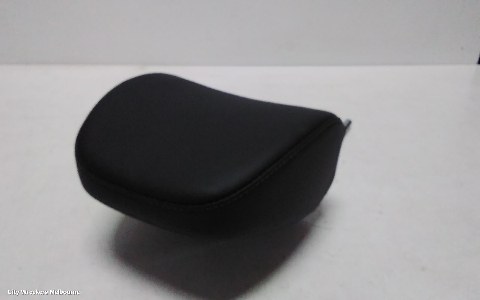 KIA SORENTO HEADREST, LH FRONT, LEATHER, MQ4, 02/2020 ONWARDS