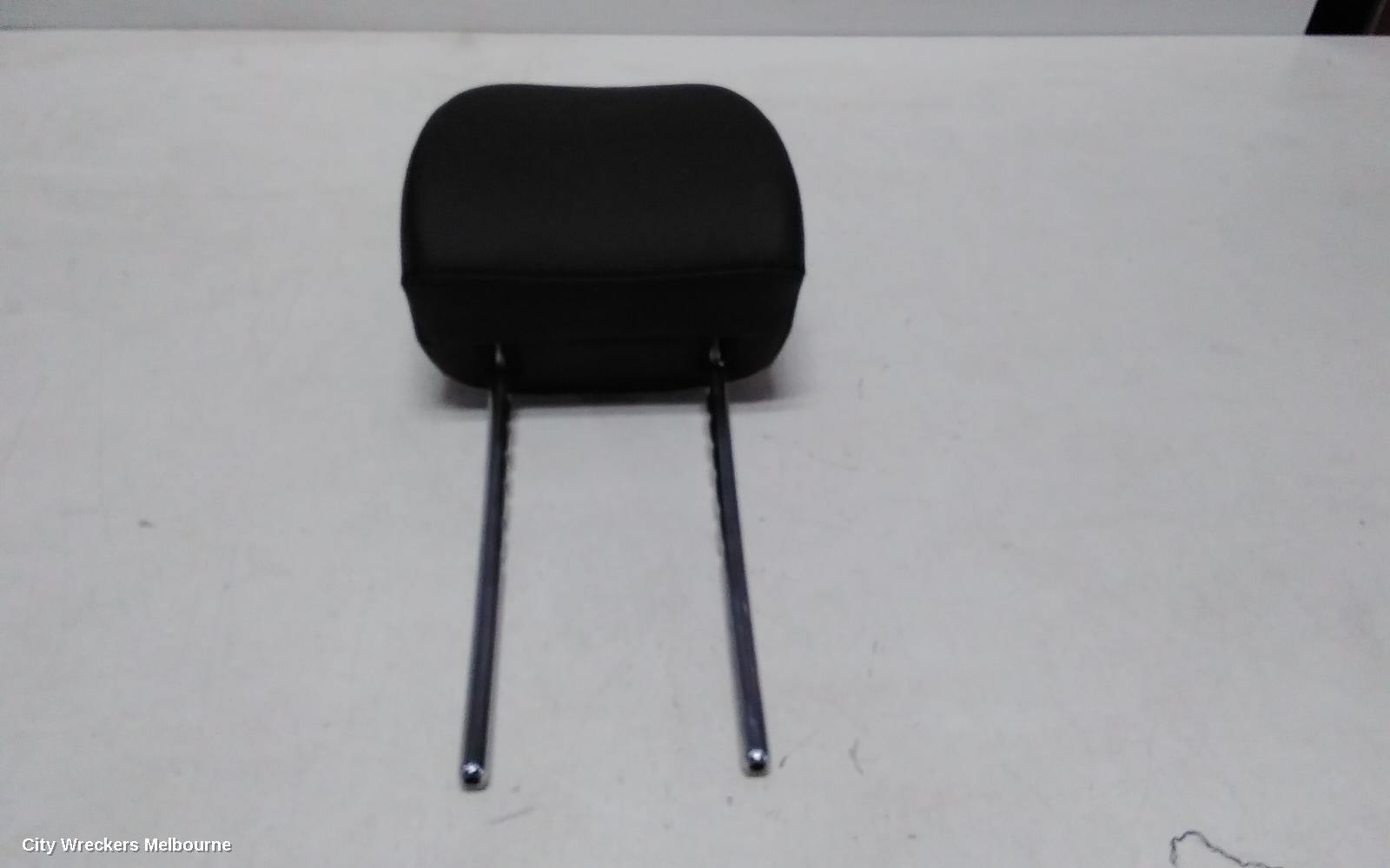 KIA SORENTO HEADREST, LH FRONT, LEATHER, MQ4, 02/2020 ONWARDS
