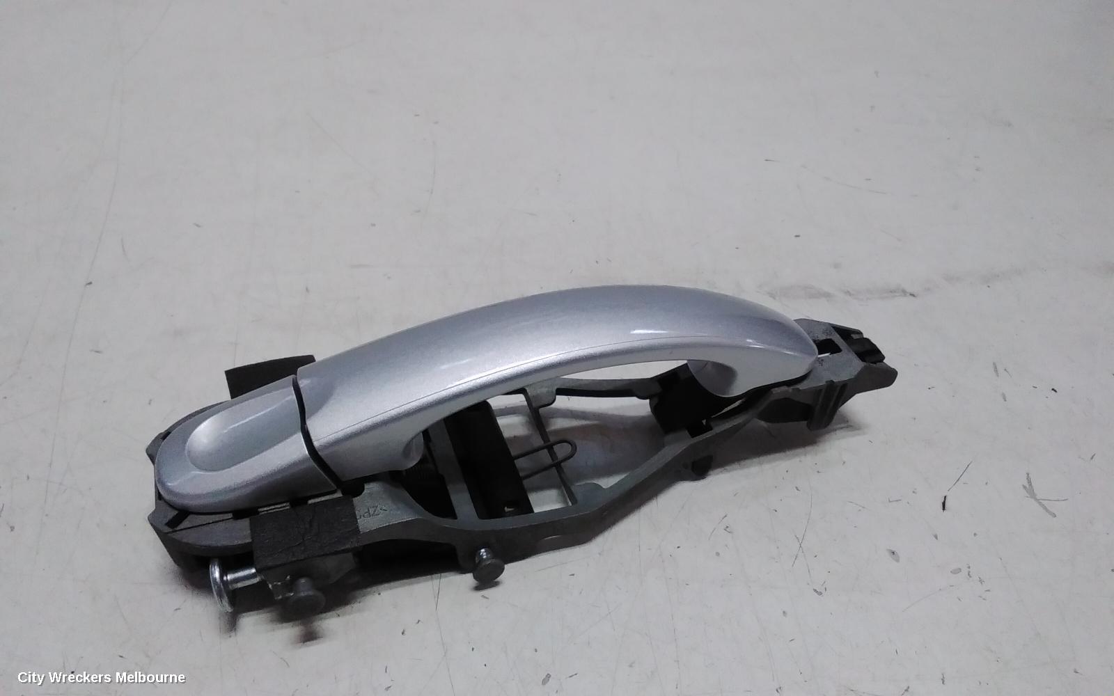 VOLKSWAGEN JETTA DOOR HANDLE, LH FRONT, OUTER, 1KM, 02/2006 - 07/2011
