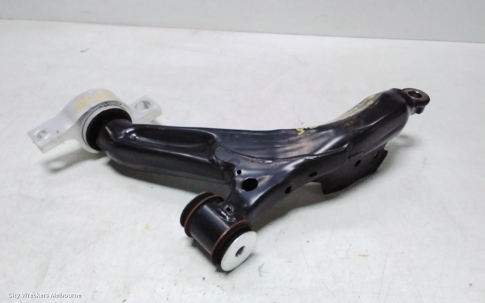 LEXUS IS SERIES RIGHT FRONT LOWER CONTROL ARM, XE30, 04/2013 - 09/2016
