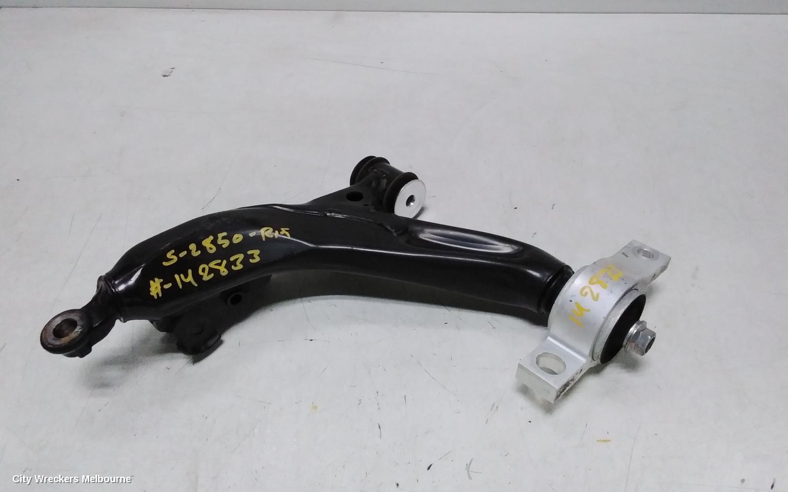 LEXUS IS SERIES RIGHT FRONT LOWER CONTROL ARM, XE30, 04/2013 - 09/2016