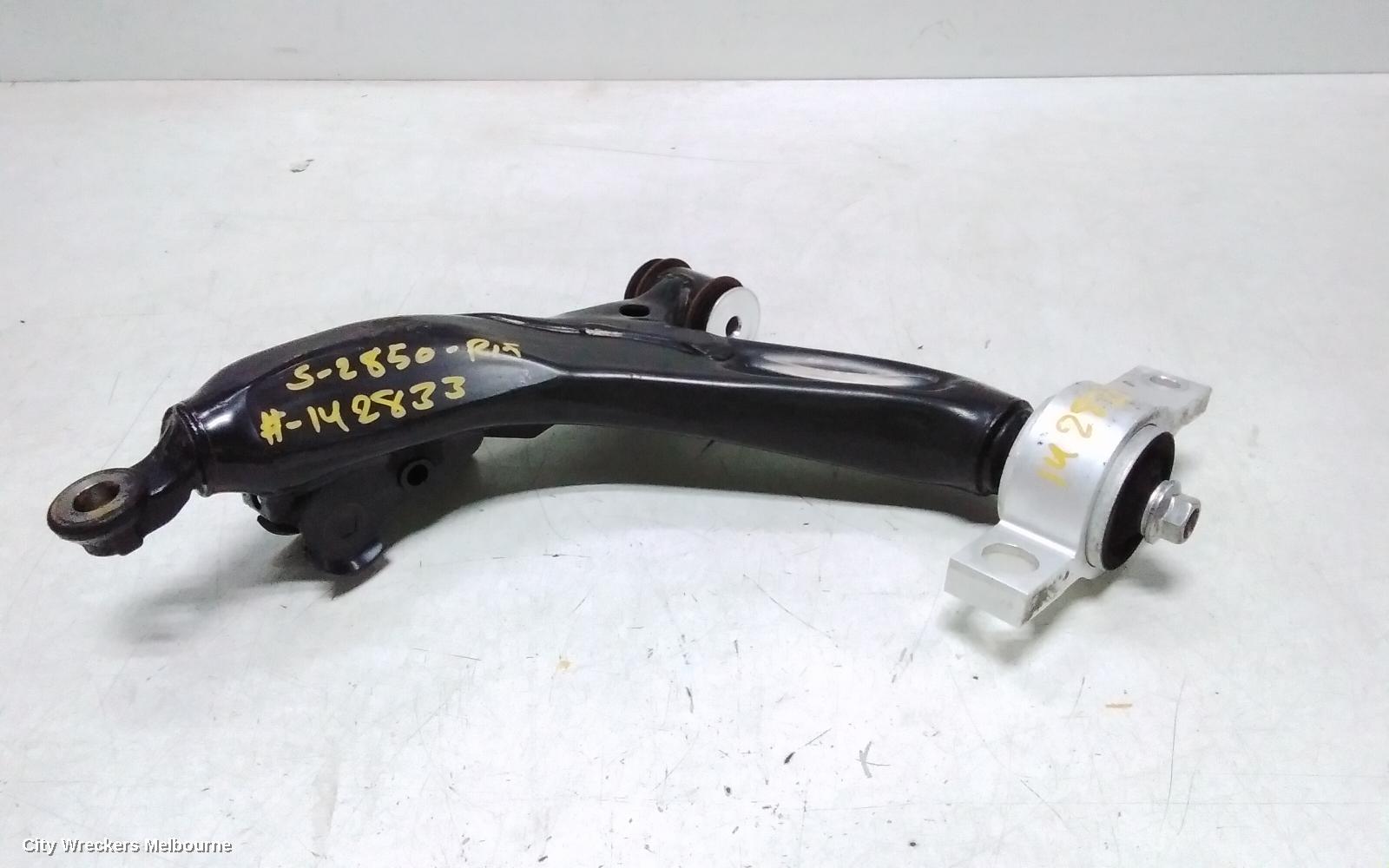 LEXUS IS SERIES RIGHT FRONT LOWER CONTROL ARM, XE30, 04/2013 - 09/2016