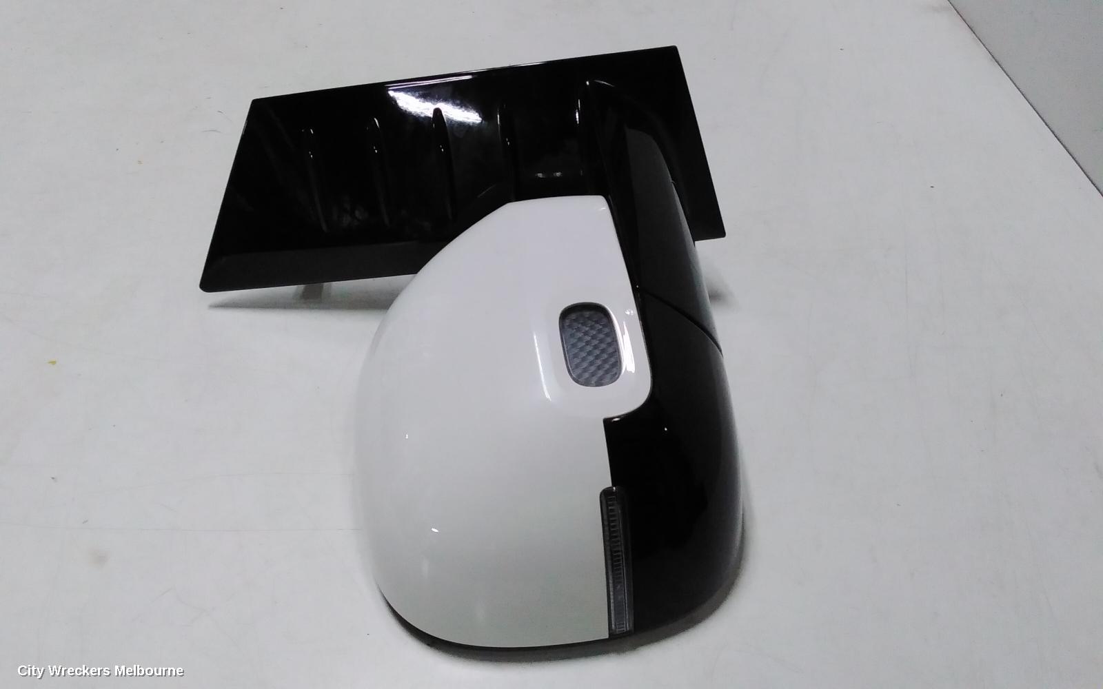 HYUNDAI STARIA RIGHT DOOR MIRROR, US4, COLOUR CODED, W/ AUTO POWER FOLD, HEATED, BLIND SPOT, NON CAMERA TYPE, 04/2021 ONWARDS