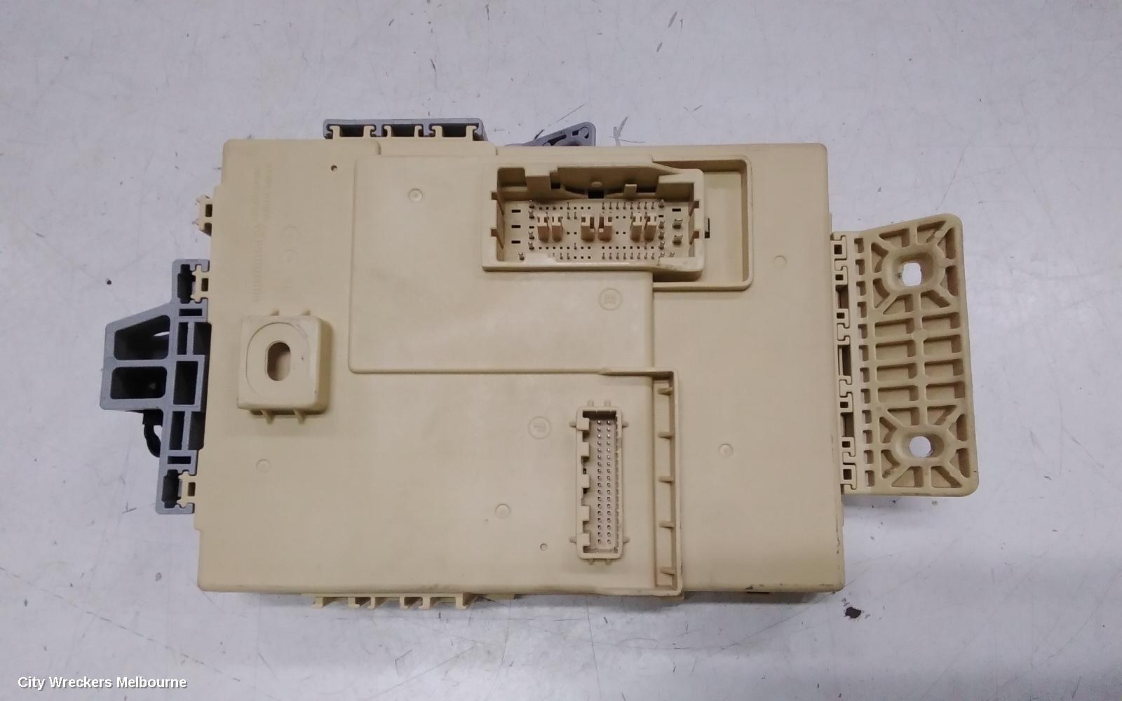 KIA SORENTO FUSE BOX, MQ4, UNDER DASH, DIESEL, 2.2, TURBO, D4HE, 02/2020 ONWARDS