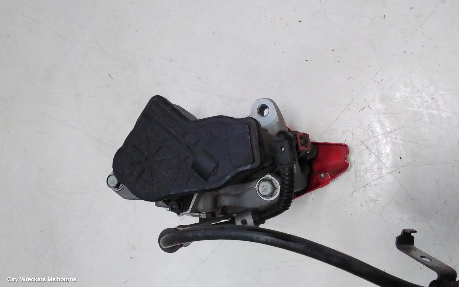 TESLA MODEL Y CALIPER, 1ST GEN, RH REAR, PERFORMANCE TYPE, RED, 03/2022 ONWARDS