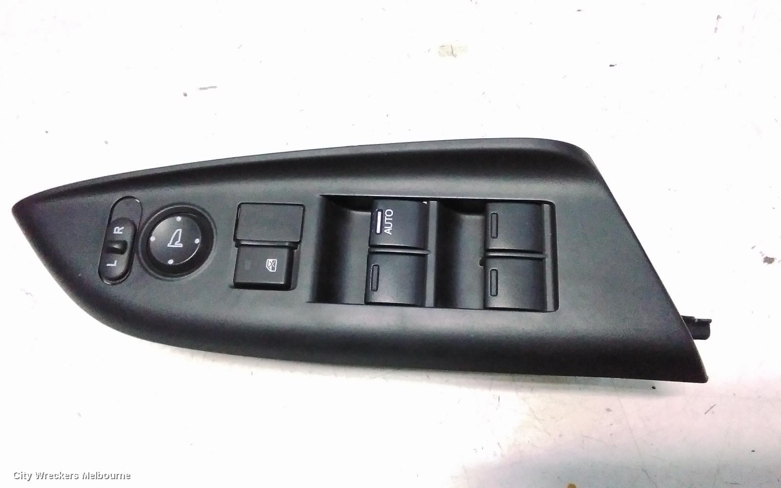 HONDA JAZZ PWR DR WIND SWITCH, RH FRONT (MASTER SWITCH), GF/GK, W/ CENTRAL LOCK BUTTON TYPE, 07/2014 - 12/2020