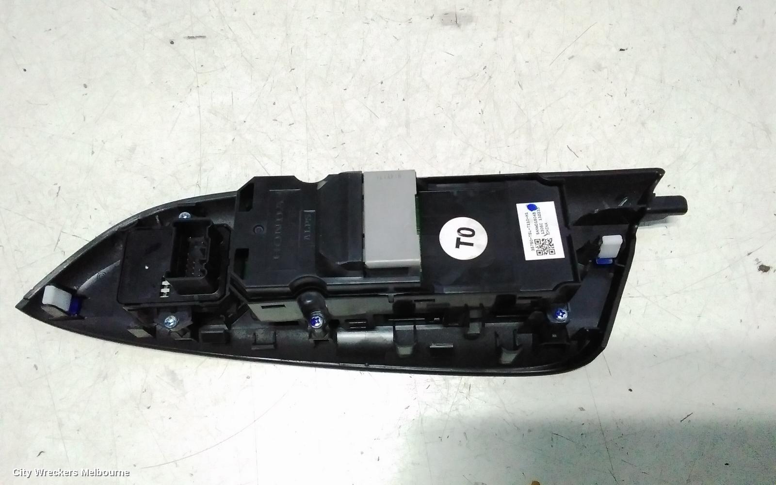 HONDA JAZZ PWR DR WIND SWITCH, RH FRONT (MASTER SWITCH), GF/GK, W/ CENTRAL LOCK BUTTON TYPE, 07/2014 - 12/2020
