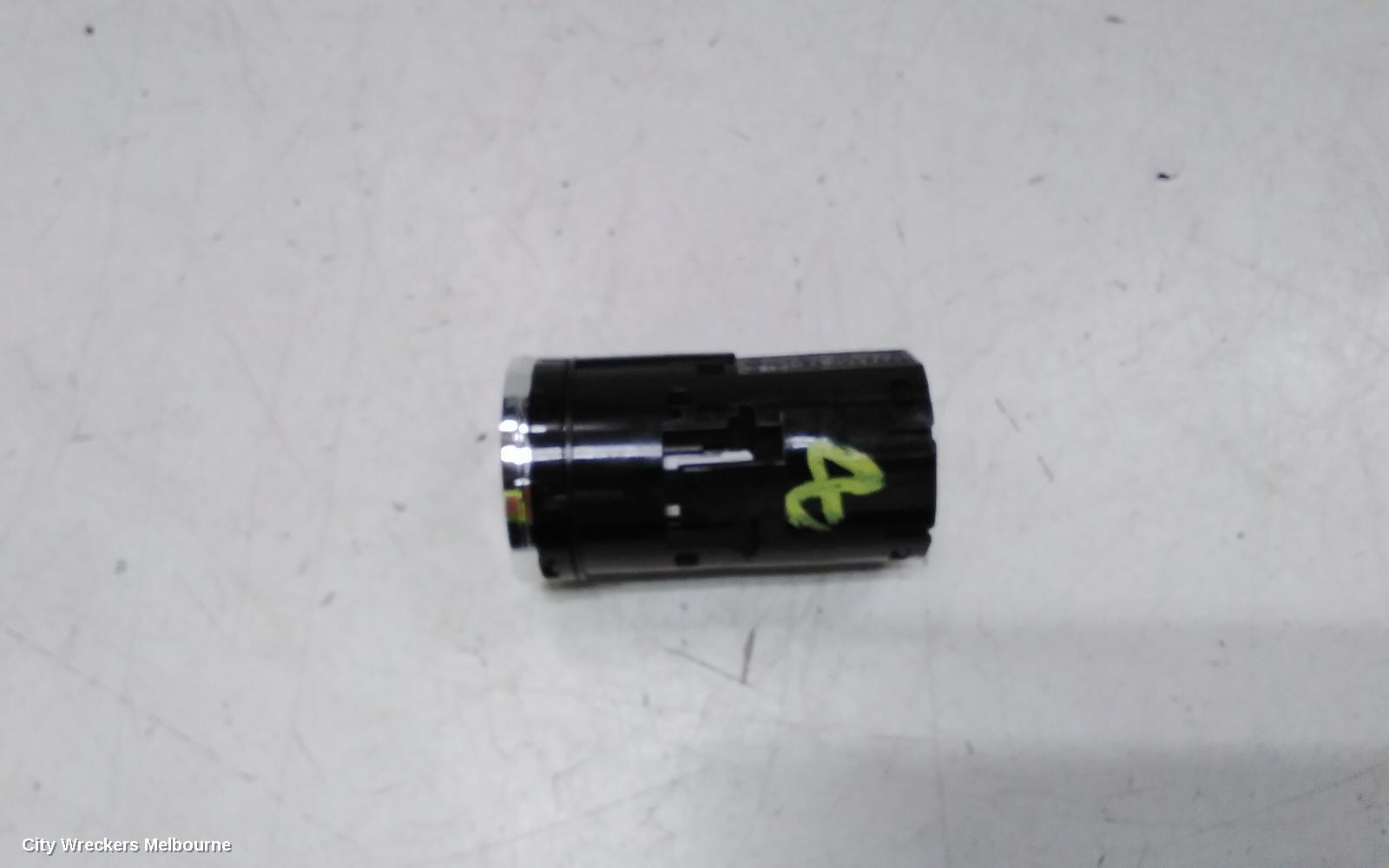 HONDA HRV, RU, 12/2014 - 10/2021, PILOT IGNITION SWITCH START STOP BUTTON 116RI-002999 OEM: 126095