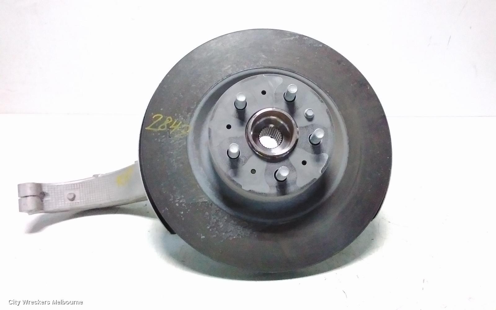 TESLA MODEL Y RIGHT FRONT HUB ASSEMBLY, 1ST GEN, AWD, DUAL MOTOR TYPE, 03/2022 ONWARDS