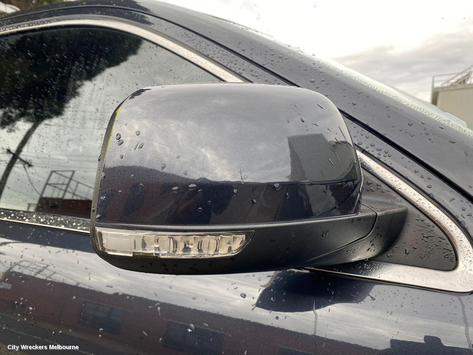 JEEP GRANDCHEROKEE RIGHT FRONT DOOR, WK, NON MOULD TYPE, 10/2010 ONWARDS